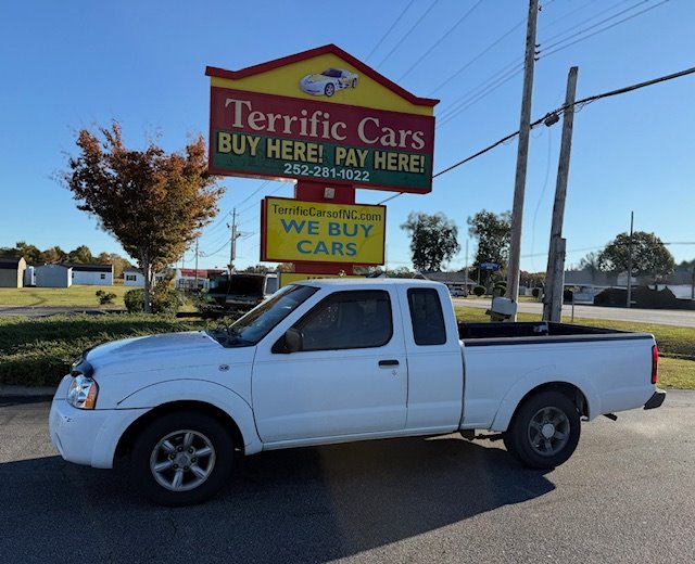 2002 Nissan Frontier XE's photo